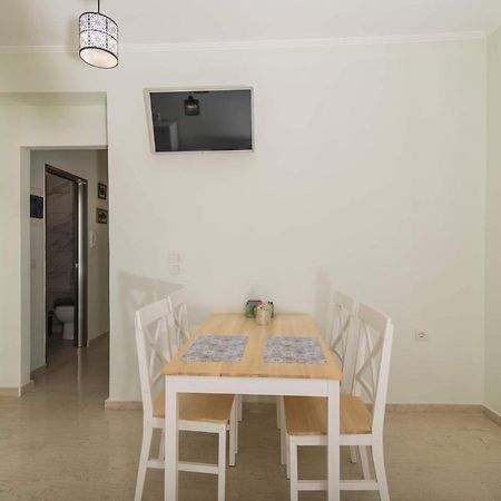 Alexandra'S Apartments - Port Of Zante Exterior photo